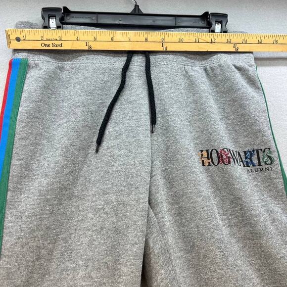 Harry Potter Hogwarts Alumni Women's Jogger Sweatpants Size XS - Picture 2 of 10